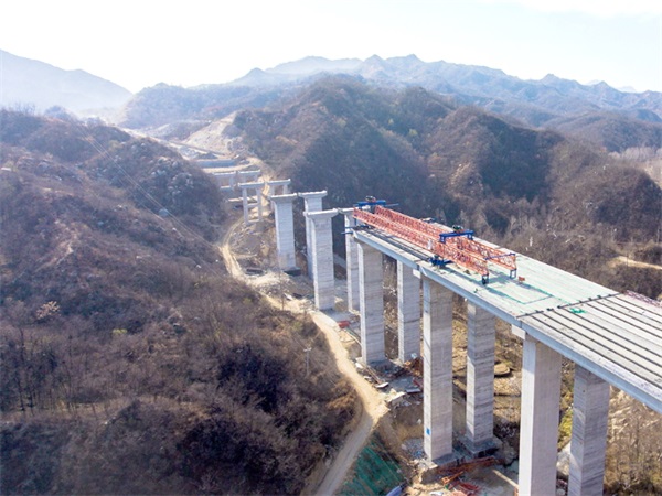 安康中建路桥高速项目